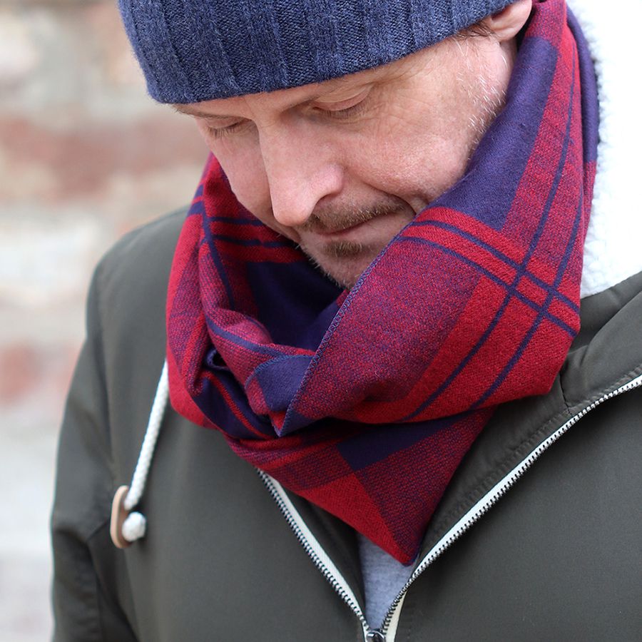 Men's Red & Navy Soft Check Winter Scarf