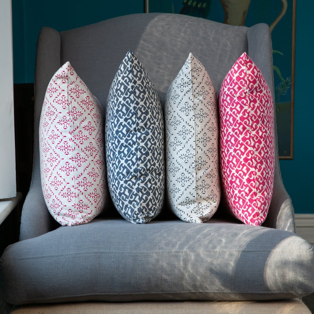 Square Cushion Lindos Magenta