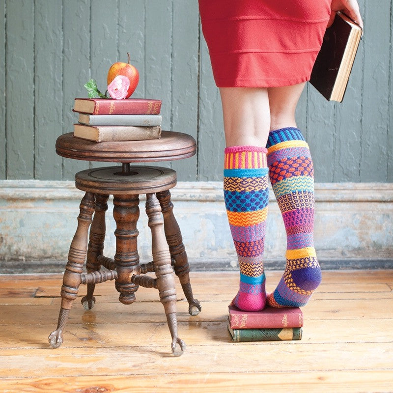 Mismatched Knitted Knee High Socks (Carnation)