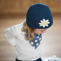 Daisy Bandana Bib