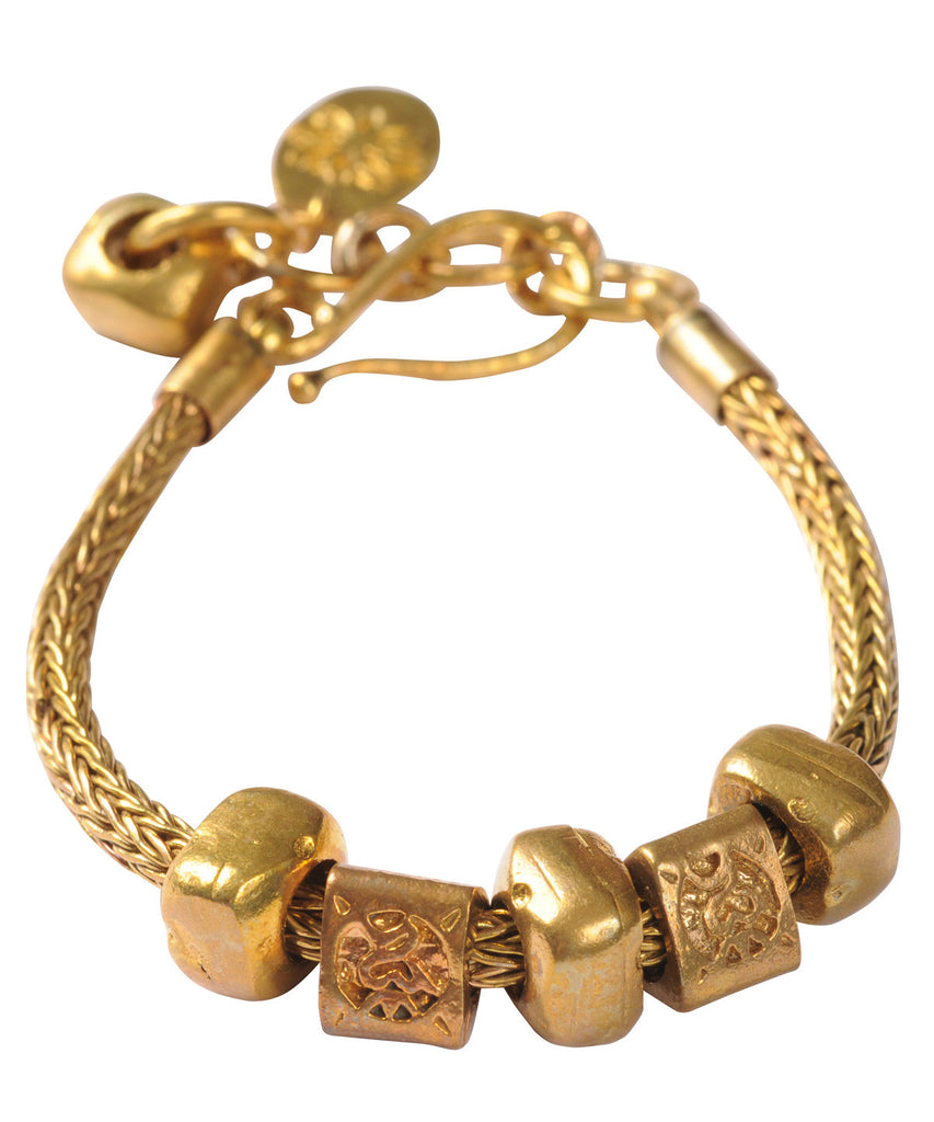 Brass Snake Chain Bracelet with Solid Pebbles